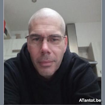 mickael21 - date a Belgian, 100% free mickael21