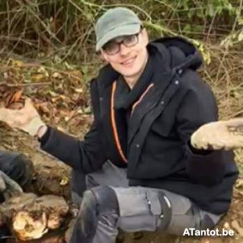 issou - date a Belgian, 100% free issou