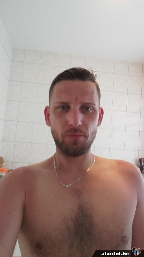 adam2309 - date a Belgian, 100% free adam2309