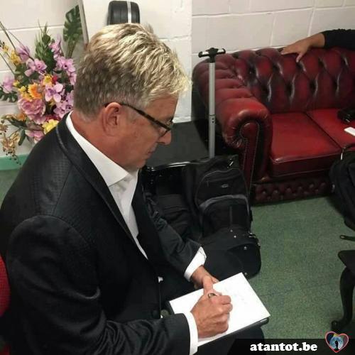 stephen01 - date a Belgian, 100% free stephen01