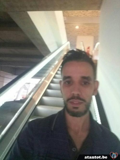 simo15 - date a Belgian, 100% free simo15