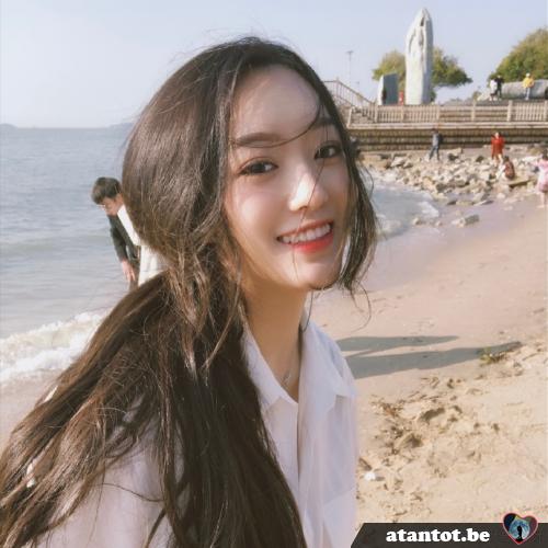 clover - date a Belgian, 100% free clover