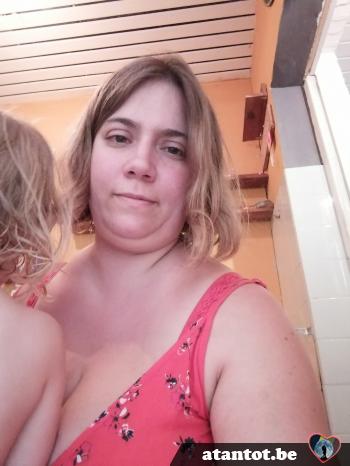 iris4166 - date a Belgian, 100% free iris4166