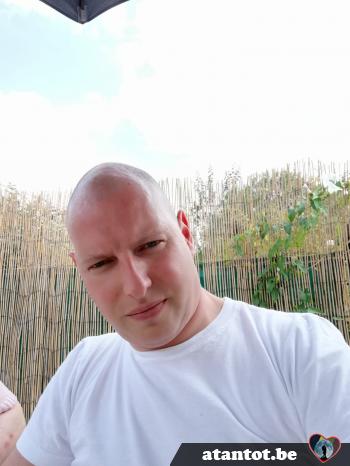 chris1975 - date a Belgian, 100% free chris1975