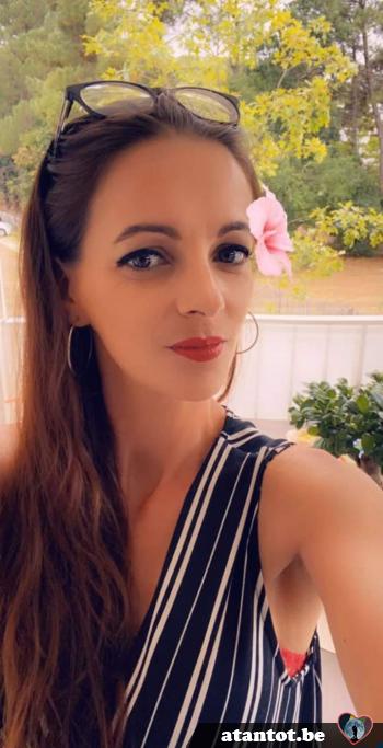 monique310 - date a Belgian, 100% free monique310