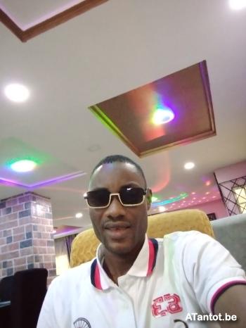 iziboy - date a Belgian, 100% free iziboy