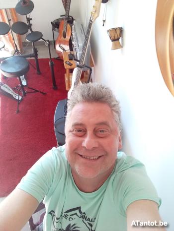 niko18 - date a Belgian, 100% free niko18