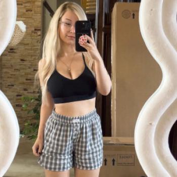 loanne1 詐欺師および偽のプロファイルの禁止 atantot.be