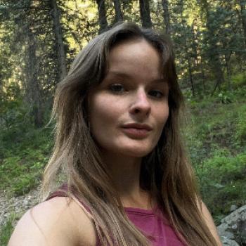 Sandra826 spoofed photo banned on atantot.be